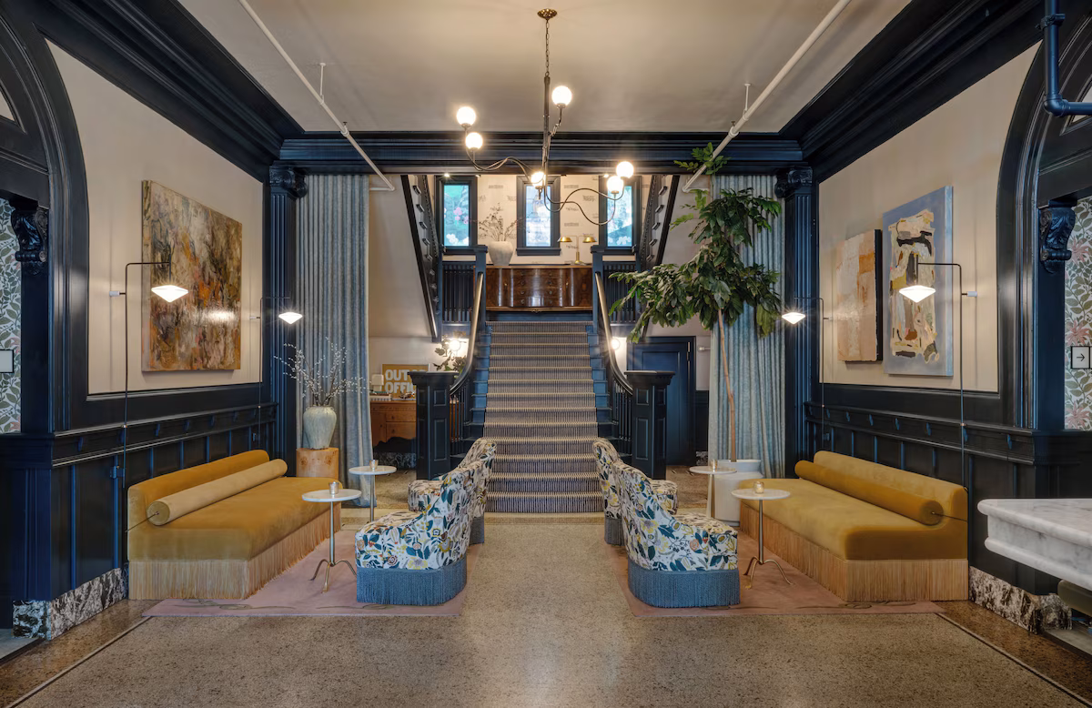 The MarQueen Hotel